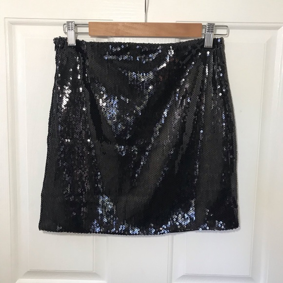 LF Call Me Eden black sequin mini skirt NWT - Picture 7 of 7